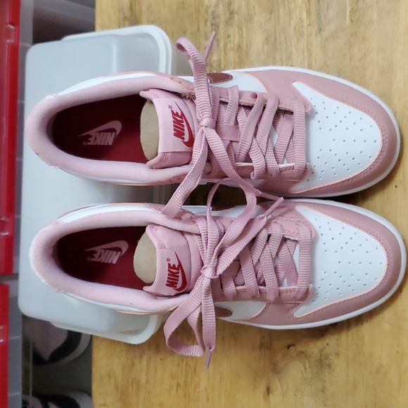 Nike Dunk Low - Picture 3 of 6